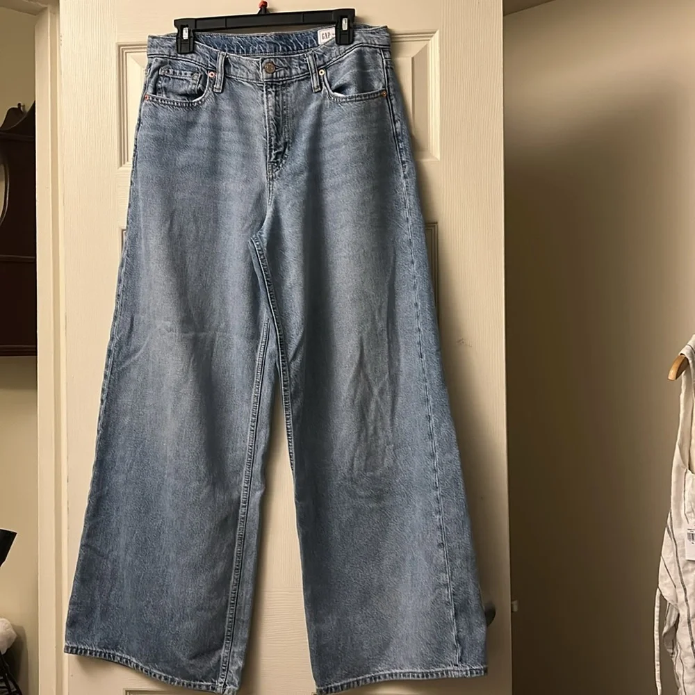 Gap Mid Rise UltraSoft Baggy Jeans Size 29 / 8R - Picture 6 of 8